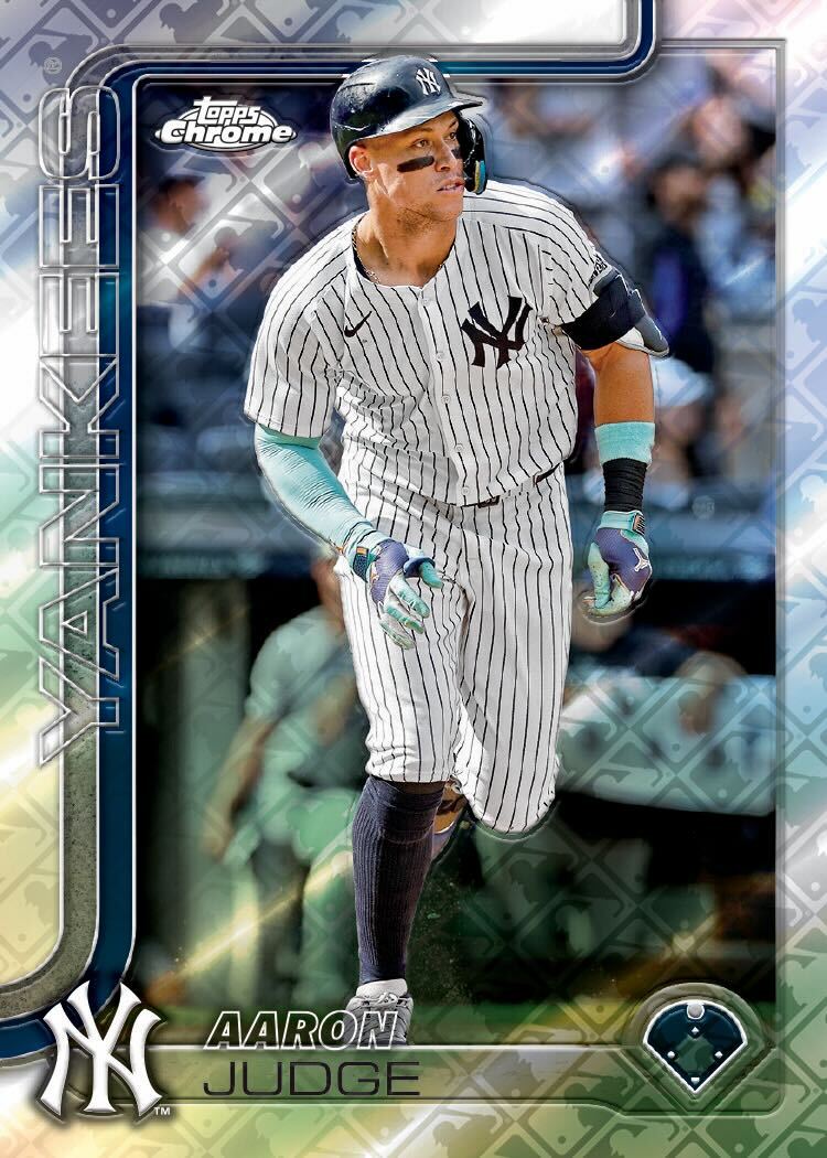 2025 Topps Chrome® Baseball Logofractor Edition